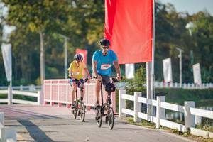 BIB: 
                            <button type="button" onclick="openModal(26155356)" class="btn btn-primary btn-sm float-right btn-popup" data-toggle="modal" data-target=".modal-high-quality">
                        <i class="fas fa-shopping-cart"></i> Add to Cart
                    </button>
                                            <button type="button" onclick="isThisMe(26155356, true)" class="btn btn-success btn-sm float-right btn-popup btn-isme hidden" data-toggle="tooltip" data-placement="bottom" title="นี่คือรูปของคุณใช่ไหม คลิกที่นี่เพื่อเอาเข้าอัลบั้ม">
                        <i class="fas fa-plus"></i> Add to album
                    </button>
                    <button type="button" onclick="isThisMe(26155356, false)" class="btn btn-warning btn-sm float-right btn-popup btn-isnotme hidden">
                        <i class="fas fa-ban"></i> Remove from album
                    </button>