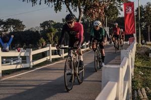 BIB: 
                            <button type="button" onclick="openModal(26158135)" class="btn btn-primary btn-sm float-right btn-popup" data-toggle="modal" data-target=".modal-high-quality">
                        <i class="fas fa-shopping-cart"></i> Add to Cart
                    </button>
                                            <button type="button" onclick="isThisMe(26158135, true)" class="btn btn-success btn-sm float-right btn-popup btn-isme hidden" data-toggle="tooltip" data-placement="bottom" title="นี่คือรูปของคุณใช่ไหม คลิกที่นี่เพื่อเอาเข้าอัลบั้ม">
                        <i class="fas fa-plus"></i> Add to album
                    </button>
                    <button type="button" onclick="isThisMe(26158135, false)" class="btn btn-warning btn-sm float-right btn-popup btn-isnotme hidden">
                        <i class="fas fa-ban"></i> Remove from album
                    </button>