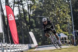 BIB: 
                            <button type="button" onclick="openModal(26156296)" class="btn btn-primary btn-sm float-right btn-popup" data-toggle="modal" data-target=".modal-high-quality">
                        <i class="fas fa-shopping-cart"></i> Add to Cart
                    </button>
                                            <button type="button" onclick="isThisMe(26156296, true)" class="btn btn-success btn-sm float-right btn-popup btn-isme hidden" data-toggle="tooltip" data-placement="bottom" title="นี่คือรูปของคุณใช่ไหม คลิกที่นี่เพื่อเอาเข้าอัลบั้ม">
                        <i class="fas fa-plus"></i> Add to album
                    </button>
                    <button type="button" onclick="isThisMe(26156296, false)" class="btn btn-warning btn-sm float-right btn-popup btn-isnotme hidden">
                        <i class="fas fa-ban"></i> Remove from album
                    </button>