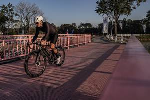 BIB: 
                            <button type="button" onclick="openModal(26158098)" class="btn btn-primary btn-sm float-right btn-popup" data-toggle="modal" data-target=".modal-high-quality">
                        <i class="fas fa-shopping-cart"></i> Add to Cart
                    </button>
                                            <button type="button" onclick="isThisMe(26158098, true)" class="btn btn-success btn-sm float-right btn-popup btn-isme hidden" data-toggle="tooltip" data-placement="bottom" title="นี่คือรูปของคุณใช่ไหม คลิกที่นี่เพื่อเอาเข้าอัลบั้ม">
                        <i class="fas fa-plus"></i> Add to album
                    </button>
                    <button type="button" onclick="isThisMe(26158098, false)" class="btn btn-warning btn-sm float-right btn-popup btn-isnotme hidden">
                        <i class="fas fa-ban"></i> Remove from album
                    </button>