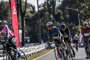 BIB: 
                            <button type="button" onclick="openModal(26156740)" class="btn btn-primary btn-sm float-right btn-popup" data-toggle="modal" data-target=".modal-high-quality">
                        <i class="fas fa-shopping-cart"></i> Add to Cart
                    </button>
                                            <button type="button" onclick="isThisMe(26156740, true)" class="btn btn-success btn-sm float-right btn-popup btn-isme hidden" data-toggle="tooltip" data-placement="bottom" title="นี่คือรูปของคุณใช่ไหม คลิกที่นี่เพื่อเอาเข้าอัลบั้ม">
                        <i class="fas fa-plus"></i> Add to album
                    </button>
                    <button type="button" onclick="isThisMe(26156740, false)" class="btn btn-warning btn-sm float-right btn-popup btn-isnotme hidden">
                        <i class="fas fa-ban"></i> Remove from album
                    </button>