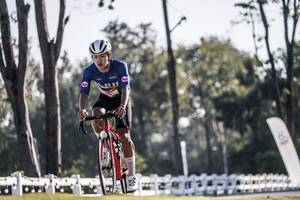 BIB: 
                            <button type="button" onclick="openModal(26156258)" class="btn btn-primary btn-sm float-right btn-popup" data-toggle="modal" data-target=".modal-high-quality">
                        <i class="fas fa-shopping-cart"></i> Add to Cart
                    </button>
                                            <button type="button" onclick="isThisMe(26156258, true)" class="btn btn-success btn-sm float-right btn-popup btn-isme hidden" data-toggle="tooltip" data-placement="bottom" title="นี่คือรูปของคุณใช่ไหม คลิกที่นี่เพื่อเอาเข้าอัลบั้ม">
                        <i class="fas fa-plus"></i> Add to album
                    </button>
                    <button type="button" onclick="isThisMe(26156258, false)" class="btn btn-warning btn-sm float-right btn-popup btn-isnotme hidden">
                        <i class="fas fa-ban"></i> Remove from album
                    </button>