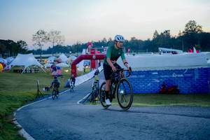 BIB: 
                            <button type="button" onclick="openModal(26166672)" class="btn btn-primary btn-sm float-right btn-popup" data-toggle="modal" data-target=".modal-high-quality">
                        <i class="fas fa-shopping-cart"></i> Add to Cart
                    </button>
                                            <button type="button" onclick="isThisMe(26166672, true)" class="btn btn-success btn-sm float-right btn-popup btn-isme hidden" data-toggle="tooltip" data-placement="bottom" title="นี่คือรูปของคุณใช่ไหม คลิกที่นี่เพื่อเอาเข้าอัลบั้ม">
                        <i class="fas fa-plus"></i> Add to album
                    </button>
                    <button type="button" onclick="isThisMe(26166672, false)" class="btn btn-warning btn-sm float-right btn-popup btn-isnotme hidden">
                        <i class="fas fa-ban"></i> Remove from album
                    </button>