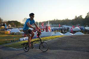 BIB: 
                            <button type="button" onclick="openModal(26167071)" class="btn btn-primary btn-sm float-right btn-popup" data-toggle="modal" data-target=".modal-high-quality">
                        <i class="fas fa-shopping-cart"></i> Add to Cart
                    </button>
                                            <button type="button" onclick="isThisMe(26167071, true)" class="btn btn-success btn-sm float-right btn-popup btn-isme hidden" data-toggle="tooltip" data-placement="bottom" title="นี่คือรูปของคุณใช่ไหม คลิกที่นี่เพื่อเอาเข้าอัลบั้ม">
                        <i class="fas fa-plus"></i> Add to album
                    </button>
                    <button type="button" onclick="isThisMe(26167071, false)" class="btn btn-warning btn-sm float-right btn-popup btn-isnotme hidden">
                        <i class="fas fa-ban"></i> Remove from album
                    </button>