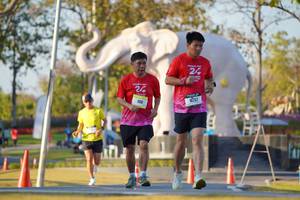 BIB: 
                            <button type="button" onclick="openModal(26189381)" class="btn btn-primary btn-sm float-right btn-popup" data-toggle="modal" data-target=".modal-high-quality">
                        <i class="fas fa-shopping-cart"></i> Add to Cart
                    </button>
                                            <button type="button" onclick="isThisMe(26189381, true)" class="btn btn-success btn-sm float-right btn-popup btn-isme hidden" data-toggle="tooltip" data-placement="bottom" title="นี่คือรูปของคุณใช่ไหม คลิกที่นี่เพื่อเอาเข้าอัลบั้ม">
                        <i class="fas fa-plus"></i> Add to album
                    </button>
                    <button type="button" onclick="isThisMe(26189381, false)" class="btn btn-warning btn-sm float-right btn-popup btn-isnotme hidden">
                        <i class="fas fa-ban"></i> Remove from album
                    </button>