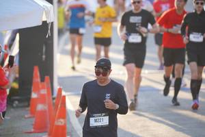 BIB: 
                            <button type="button" onclick="openModal(26189735)" class="btn btn-primary btn-sm float-right btn-popup" data-toggle="modal" data-target=".modal-high-quality">
                        <i class="fas fa-shopping-cart"></i> Add to Cart
                    </button>
                                            <button type="button" onclick="isThisMe(26189735, true)" class="btn btn-success btn-sm float-right btn-popup btn-isme hidden" data-toggle="tooltip" data-placement="bottom" title="นี่คือรูปของคุณใช่ไหม คลิกที่นี่เพื่อเอาเข้าอัลบั้ม">
                        <i class="fas fa-plus"></i> Add to album
                    </button>
                    <button type="button" onclick="isThisMe(26189735, false)" class="btn btn-warning btn-sm float-right btn-popup btn-isnotme hidden">
                        <i class="fas fa-ban"></i> Remove from album
                    </button>