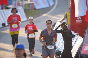 BIB: 
                            <button type="button" onclick="openModal(26190731)" class="btn btn-primary btn-sm float-right btn-popup" data-toggle="modal" data-target=".modal-high-quality">
                        <i class="fas fa-shopping-cart"></i> Add to Cart
                    </button>
                                            <button type="button" onclick="isThisMe(26190731, true)" class="btn btn-success btn-sm float-right btn-popup btn-isme hidden" data-toggle="tooltip" data-placement="bottom" title="นี่คือรูปของคุณใช่ไหม คลิกที่นี่เพื่อเอาเข้าอัลบั้ม">
                        <i class="fas fa-plus"></i> Add to album
                    </button>
                    <button type="button" onclick="isThisMe(26190731, false)" class="btn btn-warning btn-sm float-right btn-popup btn-isnotme hidden">
                        <i class="fas fa-ban"></i> Remove from album
                    </button>