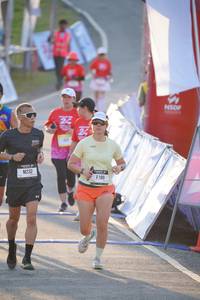 BIB: 
                            <button type="button" onclick="openModal(26191469)" class="btn btn-primary btn-sm float-right btn-popup" data-toggle="modal" data-target=".modal-high-quality">
                        <i class="fas fa-shopping-cart"></i> Add to Cart
                    </button>
                                            <button type="button" onclick="isThisMe(26191469, true)" class="btn btn-success btn-sm float-right btn-popup btn-isme hidden" data-toggle="tooltip" data-placement="bottom" title="นี่คือรูปของคุณใช่ไหม คลิกที่นี่เพื่อเอาเข้าอัลบั้ม">
                        <i class="fas fa-plus"></i> Add to album
                    </button>
                    <button type="button" onclick="isThisMe(26191469, false)" class="btn btn-warning btn-sm float-right btn-popup btn-isnotme hidden">
                        <i class="fas fa-ban"></i> Remove from album
                    </button>