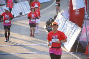 BIB: 
                            <button type="button" onclick="openModal(26191504)" class="btn btn-primary btn-sm float-right btn-popup" data-toggle="modal" data-target=".modal-high-quality">
                        <i class="fas fa-shopping-cart"></i> Add to Cart
                    </button>
                                            <button type="button" onclick="isThisMe(26191504, true)" class="btn btn-success btn-sm float-right btn-popup btn-isme hidden" data-toggle="tooltip" data-placement="bottom" title="นี่คือรูปของคุณใช่ไหม คลิกที่นี่เพื่อเอาเข้าอัลบั้ม">
                        <i class="fas fa-plus"></i> Add to album
                    </button>
                    <button type="button" onclick="isThisMe(26191504, false)" class="btn btn-warning btn-sm float-right btn-popup btn-isnotme hidden">
                        <i class="fas fa-ban"></i> Remove from album
                    </button>