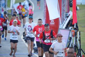 BIB: 
                            <button type="button" onclick="openModal(26191668)" class="btn btn-primary btn-sm float-right btn-popup" data-toggle="modal" data-target=".modal-high-quality">
                        <i class="fas fa-shopping-cart"></i> Add to Cart
                    </button>
                                            <button type="button" onclick="isThisMe(26191668, true)" class="btn btn-success btn-sm float-right btn-popup btn-isme hidden" data-toggle="tooltip" data-placement="bottom" title="นี่คือรูปของคุณใช่ไหม คลิกที่นี่เพื่อเอาเข้าอัลบั้ม">
                        <i class="fas fa-plus"></i> Add to album
                    </button>
                    <button type="button" onclick="isThisMe(26191668, false)" class="btn btn-warning btn-sm float-right btn-popup btn-isnotme hidden">
                        <i class="fas fa-ban"></i> Remove from album
                    </button>