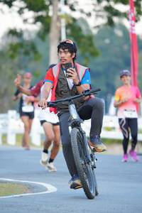 BIB: 
                            <button type="button" onclick="openModal(26192578)" class="btn btn-primary btn-sm float-right btn-popup" data-toggle="modal" data-target=".modal-high-quality">
                        <i class="fas fa-shopping-cart"></i> Add to Cart
                    </button>
                                            <button type="button" onclick="isThisMe(26192578, true)" class="btn btn-success btn-sm float-right btn-popup btn-isme hidden" data-toggle="tooltip" data-placement="bottom" title="นี่คือรูปของคุณใช่ไหม คลิกที่นี่เพื่อเอาเข้าอัลบั้ม">
                        <i class="fas fa-plus"></i> Add to album
                    </button>
                    <button type="button" onclick="isThisMe(26192578, false)" class="btn btn-warning btn-sm float-right btn-popup btn-isnotme hidden">
                        <i class="fas fa-ban"></i> Remove from album
                    </button>