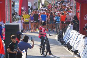 BIB: 
                            <button type="button" onclick="openModal(26187492)" class="btn btn-primary btn-sm float-right btn-popup" data-toggle="modal" data-target=".modal-high-quality">
                        <i class="fas fa-shopping-cart"></i> Add to Cart
                    </button>
                                            <button type="button" onclick="isThisMe(26187492, true)" class="btn btn-success btn-sm float-right btn-popup btn-isme hidden" data-toggle="tooltip" data-placement="bottom" title="นี่คือรูปของคุณใช่ไหม คลิกที่นี่เพื่อเอาเข้าอัลบั้ม">
                        <i class="fas fa-plus"></i> Add to album
                    </button>
                    <button type="button" onclick="isThisMe(26187492, false)" class="btn btn-warning btn-sm float-right btn-popup btn-isnotme hidden">
                        <i class="fas fa-ban"></i> Remove from album
                    </button>