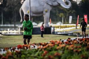 BIB: 
                            <button type="button" onclick="openModal(26178197)" class="btn btn-primary btn-sm float-right btn-popup" data-toggle="modal" data-target=".modal-high-quality">
                        <i class="fas fa-shopping-cart"></i> Add to Cart
                    </button>
                                            <button type="button" onclick="isThisMe(26178197, true)" class="btn btn-success btn-sm float-right btn-popup btn-isme hidden" data-toggle="tooltip" data-placement="bottom" title="นี่คือรูปของคุณใช่ไหม คลิกที่นี่เพื่อเอาเข้าอัลบั้ม">
                        <i class="fas fa-plus"></i> Add to album
                    </button>
                    <button type="button" onclick="isThisMe(26178197, false)" class="btn btn-warning btn-sm float-right btn-popup btn-isnotme hidden">
                        <i class="fas fa-ban"></i> Remove from album
                    </button>