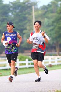 BIB: 2807
                            <button type="button" onclick="openModal(6360432)" class="btn btn-primary btn-sm float-right btn-popup" data-toggle="modal" data-target=".modal-high-quality">
                        <i class="fas fa-shopping-cart"></i> Add to Cart
                    </button>
                                            <button type="button" onclick="isThisMe(6360432, true)" class="btn btn-success btn-sm float-right btn-popup btn-isme hidden" data-toggle="tooltip" data-placement="bottom" title="นี่คือรูปของคุณใช่ไหม คลิกที่นี่เพื่อเอาเข้าอัลบั้ม">
                        <i class="fas fa-plus"></i> Add to album
                    </button>
                    <button type="button" onclick="isThisMe(6360432, false)" class="btn btn-warning btn-sm float-right btn-popup btn-isnotme hidden">
                        <i class="fas fa-ban"></i> Remove from album
                    </button>