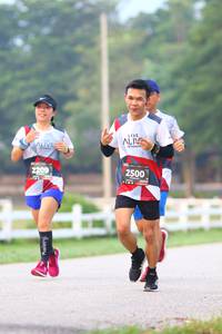 BIB: 2209, 2500
                            <button type="button" onclick="openModal(6360917)" class="btn btn-primary btn-sm float-right btn-popup" data-toggle="modal" data-target=".modal-high-quality">
                        <i class="fas fa-shopping-cart"></i> Add to Cart
                    </button>
                                            <button type="button" onclick="isThisMe(6360917, true)" class="btn btn-success btn-sm float-right btn-popup btn-isme hidden" data-toggle="tooltip" data-placement="bottom" title="นี่คือรูปของคุณใช่ไหม คลิกที่นี่เพื่อเอาเข้าอัลบั้ม">
                        <i class="fas fa-plus"></i> Add to album
                    </button>
                    <button type="button" onclick="isThisMe(6360917, false)" class="btn btn-warning btn-sm float-right btn-popup btn-isnotme hidden">
                        <i class="fas fa-ban"></i> Remove from album
                    </button>