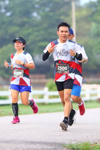 BIB: 2500, 2209
                            <button type="button" onclick="openModal(6360922)" class="btn btn-primary btn-sm float-right btn-popup" data-toggle="modal" data-target=".modal-high-quality">
                        <i class="fas fa-shopping-cart"></i> Add to Cart
                    </button>
                                            <button type="button" onclick="isThisMe(6360922, true)" class="btn btn-success btn-sm float-right btn-popup btn-isme hidden" data-toggle="tooltip" data-placement="bottom" title="นี่คือรูปของคุณใช่ไหม คลิกที่นี่เพื่อเอาเข้าอัลบั้ม">
                        <i class="fas fa-plus"></i> Add to album
                    </button>
                    <button type="button" onclick="isThisMe(6360922, false)" class="btn btn-warning btn-sm float-right btn-popup btn-isnotme hidden">
                        <i class="fas fa-ban"></i> Remove from album
                    </button>