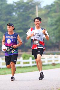 BIB: 2807
                            <button type="button" onclick="openModal(6360434)" class="btn btn-primary btn-sm float-right btn-popup" data-toggle="modal" data-target=".modal-high-quality">
                        <i class="fas fa-shopping-cart"></i> Add to Cart
                    </button>
                                            <button type="button" onclick="isThisMe(6360434, true)" class="btn btn-success btn-sm float-right btn-popup btn-isme hidden" data-toggle="tooltip" data-placement="bottom" title="นี่คือรูปของคุณใช่ไหม คลิกที่นี่เพื่อเอาเข้าอัลบั้ม">
                        <i class="fas fa-plus"></i> Add to album
                    </button>
                    <button type="button" onclick="isThisMe(6360434, false)" class="btn btn-warning btn-sm float-right btn-popup btn-isnotme hidden">
                        <i class="fas fa-ban"></i> Remove from album
                    </button>