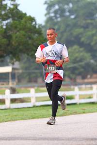 BIB: 2125
                            <button type="button" onclick="openModal(6360145)" class="btn btn-primary btn-sm float-right btn-popup" data-toggle="modal" data-target=".modal-high-quality">
                        <i class="fas fa-shopping-cart"></i> Add to Cart
                    </button>
                                            <button type="button" onclick="isThisMe(6360145, true)" class="btn btn-success btn-sm float-right btn-popup btn-isme hidden" data-toggle="tooltip" data-placement="bottom" title="นี่คือรูปของคุณใช่ไหม คลิกที่นี่เพื่อเอาเข้าอัลบั้ม">
                        <i class="fas fa-plus"></i> Add to album
                    </button>
                    <button type="button" onclick="isThisMe(6360145, false)" class="btn btn-warning btn-sm float-right btn-popup btn-isnotme hidden">
                        <i class="fas fa-ban"></i> Remove from album
                    </button>