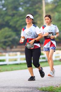 BIB: 045, 2017, 128
                            <button type="button" onclick="openModal(6365532)" class="btn btn-primary btn-sm float-right btn-popup" data-toggle="modal" data-target=".modal-high-quality">
                        <i class="fas fa-shopping-cart"></i> Add to Cart
                    </button>
                                            <button type="button" onclick="isThisMe(6365532, true)" class="btn btn-success btn-sm float-right btn-popup btn-isme hidden" data-toggle="tooltip" data-placement="bottom" title="นี่คือรูปของคุณใช่ไหม คลิกที่นี่เพื่อเอาเข้าอัลบั้ม">
                        <i class="fas fa-plus"></i> Add to album
                    </button>
                    <button type="button" onclick="isThisMe(6365532, false)" class="btn btn-warning btn-sm float-right btn-popup btn-isnotme hidden">
                        <i class="fas fa-ban"></i> Remove from album
                    </button>