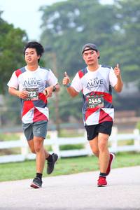 BIB: 122, 2445
                            <button type="button" onclick="openModal(6360584)" class="btn btn-primary btn-sm float-right btn-popup" data-toggle="modal" data-target=".modal-high-quality">
                        <i class="fas fa-shopping-cart"></i> Add to Cart
                    </button>
                                            <button type="button" onclick="isThisMe(6360584, true)" class="btn btn-success btn-sm float-right btn-popup btn-isme hidden" data-toggle="tooltip" data-placement="bottom" title="นี่คือรูปของคุณใช่ไหม คลิกที่นี่เพื่อเอาเข้าอัลบั้ม">
                        <i class="fas fa-plus"></i> Add to album
                    </button>
                    <button type="button" onclick="isThisMe(6360584, false)" class="btn btn-warning btn-sm float-right btn-popup btn-isnotme hidden">
                        <i class="fas fa-ban"></i> Remove from album
                    </button>