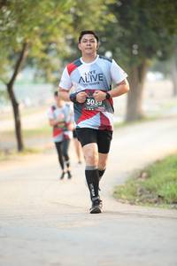 BIB: 3039
                            <button type="button" onclick="openModal(6373983)" class="btn btn-primary btn-sm float-right btn-popup" data-toggle="modal" data-target=".modal-high-quality">
                        <i class="fas fa-shopping-cart"></i> Add to Cart
                    </button>
                                            <button type="button" onclick="isThisMe(6373983, true)" class="btn btn-success btn-sm float-right btn-popup btn-isme hidden" data-toggle="tooltip" data-placement="bottom" title="นี่คือรูปของคุณใช่ไหม คลิกที่นี่เพื่อเอาเข้าอัลบั้ม">
                        <i class="fas fa-plus"></i> Add to album
                    </button>
                    <button type="button" onclick="isThisMe(6373983, false)" class="btn btn-warning btn-sm float-right btn-popup btn-isnotme hidden">
                        <i class="fas fa-ban"></i> Remove from album
                    </button>