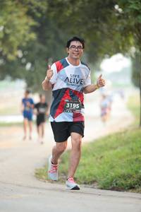 BIB: 3195
                            <button type="button" onclick="openModal(6372984)" class="btn btn-primary btn-sm float-right btn-popup" data-toggle="modal" data-target=".modal-high-quality">
                        <i class="fas fa-shopping-cart"></i> Add to Cart
                    </button>
                                            <button type="button" onclick="isThisMe(6372984, true)" class="btn btn-success btn-sm float-right btn-popup btn-isme hidden" data-toggle="tooltip" data-placement="bottom" title="นี่คือรูปของคุณใช่ไหม คลิกที่นี่เพื่อเอาเข้าอัลบั้ม">
                        <i class="fas fa-plus"></i> Add to album
                    </button>
                    <button type="button" onclick="isThisMe(6372984, false)" class="btn btn-warning btn-sm float-right btn-popup btn-isnotme hidden">
                        <i class="fas fa-ban"></i> Remove from album
                    </button>