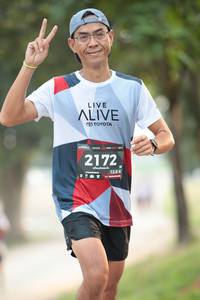 BIB: 2172, 128
                            <button type="button" onclick="openModal(6373114)" class="btn btn-primary btn-sm float-right btn-popup" data-toggle="modal" data-target=".modal-high-quality">
                        <i class="fas fa-shopping-cart"></i> Add to Cart
                    </button>
                                            <button type="button" onclick="isThisMe(6373114, true)" class="btn btn-success btn-sm float-right btn-popup btn-isme hidden" data-toggle="tooltip" data-placement="bottom" title="นี่คือรูปของคุณใช่ไหม คลิกที่นี่เพื่อเอาเข้าอัลบั้ม">
                        <i class="fas fa-plus"></i> Add to album
                    </button>
                    <button type="button" onclick="isThisMe(6373114, false)" class="btn btn-warning btn-sm float-right btn-popup btn-isnotme hidden">
                        <i class="fas fa-ban"></i> Remove from album
                    </button>