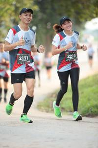 BIB: 2210, 2171
                            <button type="button" onclick="openModal(6373980)" class="btn btn-primary btn-sm float-right btn-popup" data-toggle="modal" data-target=".modal-high-quality">
                        <i class="fas fa-shopping-cart"></i> Add to Cart
                    </button>
                                            <button type="button" onclick="isThisMe(6373980, true)" class="btn btn-success btn-sm float-right btn-popup btn-isme hidden" data-toggle="tooltip" data-placement="bottom" title="นี่คือรูปของคุณใช่ไหม คลิกที่นี่เพื่อเอาเข้าอัลบั้ม">
                        <i class="fas fa-plus"></i> Add to album
                    </button>
                    <button type="button" onclick="isThisMe(6373980, false)" class="btn btn-warning btn-sm float-right btn-popup btn-isnotme hidden">
                        <i class="fas fa-ban"></i> Remove from album
                    </button>