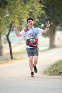 BIB: 2102
                            <button type="button" onclick="openModal(6373795)" class="btn btn-primary btn-sm float-right btn-popup" data-toggle="modal" data-target=".modal-high-quality">
                        <i class="fas fa-shopping-cart"></i> Add to Cart
                    </button>
                                            <button type="button" onclick="isThisMe(6373795, true)" class="btn btn-success btn-sm float-right btn-popup btn-isme hidden" data-toggle="tooltip" data-placement="bottom" title="นี่คือรูปของคุณใช่ไหม คลิกที่นี่เพื่อเอาเข้าอัลบั้ม">
                        <i class="fas fa-plus"></i> Add to album
                    </button>
                    <button type="button" onclick="isThisMe(6373795, false)" class="btn btn-warning btn-sm float-right btn-popup btn-isnotme hidden">
                        <i class="fas fa-ban"></i> Remove from album
                    </button>