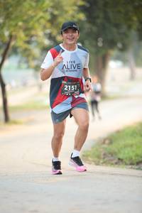 BIB: 2151
                            <button type="button" onclick="openModal(6374004)" class="btn btn-primary btn-sm float-right btn-popup" data-toggle="modal" data-target=".modal-high-quality">
                        <i class="fas fa-shopping-cart"></i> Add to Cart
                    </button>
                                            <button type="button" onclick="isThisMe(6374004, true)" class="btn btn-success btn-sm float-right btn-popup btn-isme hidden" data-toggle="tooltip" data-placement="bottom" title="นี่คือรูปของคุณใช่ไหม คลิกที่นี่เพื่อเอาเข้าอัลบั้ม">
                        <i class="fas fa-plus"></i> Add to album
                    </button>
                    <button type="button" onclick="isThisMe(6374004, false)" class="btn btn-warning btn-sm float-right btn-popup btn-isnotme hidden">
                        <i class="fas fa-ban"></i> Remove from album
                    </button>