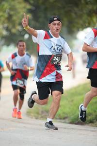 BIB: 241
                            <button type="button" onclick="openModal(6373023)" class="btn btn-primary btn-sm float-right btn-popup" data-toggle="modal" data-target=".modal-high-quality">
                        <i class="fas fa-shopping-cart"></i> Add to Cart
                    </button>
                                            <button type="button" onclick="isThisMe(6373023, true)" class="btn btn-success btn-sm float-right btn-popup btn-isme hidden" data-toggle="tooltip" data-placement="bottom" title="นี่คือรูปของคุณใช่ไหม คลิกที่นี่เพื่อเอาเข้าอัลบั้ม">
                        <i class="fas fa-plus"></i> Add to album
                    </button>
                    <button type="button" onclick="isThisMe(6373023, false)" class="btn btn-warning btn-sm float-right btn-popup btn-isnotme hidden">
                        <i class="fas fa-ban"></i> Remove from album
                    </button>