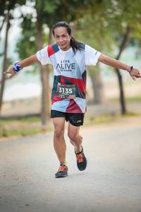 BIB: 3135, 128
                            <button type="button" onclick="openModal(6372922)" class="btn btn-primary btn-sm float-right btn-popup" data-toggle="modal" data-target=".modal-high-quality">
                        <i class="fas fa-shopping-cart"></i> Add to Cart
                    </button>
                                            <button type="button" onclick="isThisMe(6372922, true)" class="btn btn-success btn-sm float-right btn-popup btn-isme hidden" data-toggle="tooltip" data-placement="bottom" title="นี่คือรูปของคุณใช่ไหม คลิกที่นี่เพื่อเอาเข้าอัลบั้ม">
                        <i class="fas fa-plus"></i> Add to album
                    </button>
                    <button type="button" onclick="isThisMe(6372922, false)" class="btn btn-warning btn-sm float-right btn-popup btn-isnotme hidden">
                        <i class="fas fa-ban"></i> Remove from album
                    </button>