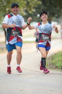 BIB: 2111, 2209
                            <button type="button" onclick="openModal(6373372)" class="btn btn-primary btn-sm float-right btn-popup" data-toggle="modal" data-target=".modal-high-quality">
                        <i class="fas fa-shopping-cart"></i> Add to Cart
                    </button>
                                            <button type="button" onclick="isThisMe(6373372, true)" class="btn btn-success btn-sm float-right btn-popup btn-isme hidden" data-toggle="tooltip" data-placement="bottom" title="นี่คือรูปของคุณใช่ไหม คลิกที่นี่เพื่อเอาเข้าอัลบั้ม">
                        <i class="fas fa-plus"></i> Add to album
                    </button>
                    <button type="button" onclick="isThisMe(6373372, false)" class="btn btn-warning btn-sm float-right btn-popup btn-isnotme hidden">
                        <i class="fas fa-ban"></i> Remove from album
                    </button>