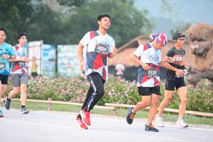 BIB: 2824, 3135, 217
                            <button type="button" onclick="openModal(6353296)" class="btn btn-primary btn-sm float-right btn-popup" data-toggle="modal" data-target=".modal-high-quality">
                        <i class="fas fa-shopping-cart"></i> Add to Cart
                    </button>
                                            <button type="button" onclick="isThisMe(6353296, true)" class="btn btn-success btn-sm float-right btn-popup btn-isme hidden" data-toggle="tooltip" data-placement="bottom" title="นี่คือรูปของคุณใช่ไหม คลิกที่นี่เพื่อเอาเข้าอัลบั้ม">
                        <i class="fas fa-plus"></i> Add to album
                    </button>
                    <button type="button" onclick="isThisMe(6353296, false)" class="btn btn-warning btn-sm float-right btn-popup btn-isnotme hidden">
                        <i class="fas fa-ban"></i> Remove from album
                    </button>