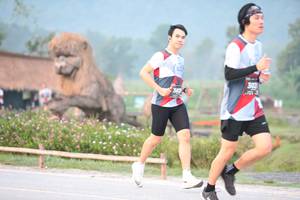 BIB: 302
                            <button type="button" onclick="openModal(6353270)" class="btn btn-primary btn-sm float-right btn-popup" data-toggle="modal" data-target=".modal-high-quality">
                        <i class="fas fa-shopping-cart"></i> Add to Cart
                    </button>
                                            <button type="button" onclick="isThisMe(6353270, true)" class="btn btn-success btn-sm float-right btn-popup btn-isme hidden" data-toggle="tooltip" data-placement="bottom" title="นี่คือรูปของคุณใช่ไหม คลิกที่นี่เพื่อเอาเข้าอัลบั้ม">
                        <i class="fas fa-plus"></i> Add to album
                    </button>
                    <button type="button" onclick="isThisMe(6353270, false)" class="btn btn-warning btn-sm float-right btn-popup btn-isnotme hidden">
                        <i class="fas fa-ban"></i> Remove from album
                    </button>