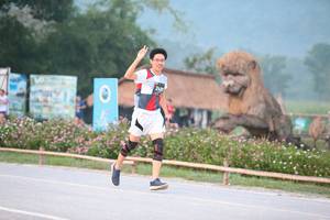 BIB: 249
                            <button type="button" onclick="openModal(6347333)" class="btn btn-primary btn-sm float-right btn-popup" data-toggle="modal" data-target=".modal-high-quality">
                        <i class="fas fa-shopping-cart"></i> Add to Cart
                    </button>
                                            <button type="button" onclick="isThisMe(6347333, true)" class="btn btn-success btn-sm float-right btn-popup btn-isme hidden" data-toggle="tooltip" data-placement="bottom" title="นี่คือรูปของคุณใช่ไหม คลิกที่นี่เพื่อเอาเข้าอัลบั้ม">
                        <i class="fas fa-plus"></i> Add to album
                    </button>
                    <button type="button" onclick="isThisMe(6347333, false)" class="btn btn-warning btn-sm float-right btn-popup btn-isnotme hidden">
                        <i class="fas fa-ban"></i> Remove from album
                    </button>