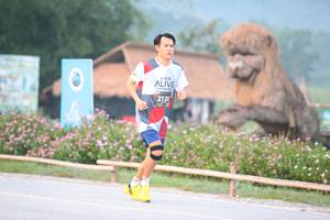 BIB: 2120
                            <button type="button" onclick="openModal(6352993)" class="btn btn-primary btn-sm float-right btn-popup" data-toggle="modal" data-target=".modal-high-quality">
                        <i class="fas fa-shopping-cart"></i> Add to Cart
                    </button>
                                            <button type="button" onclick="isThisMe(6352993, true)" class="btn btn-success btn-sm float-right btn-popup btn-isme hidden" data-toggle="tooltip" data-placement="bottom" title="นี่คือรูปของคุณใช่ไหม คลิกที่นี่เพื่อเอาเข้าอัลบั้ม">
                        <i class="fas fa-plus"></i> Add to album
                    </button>
                    <button type="button" onclick="isThisMe(6352993, false)" class="btn btn-warning btn-sm float-right btn-popup btn-isnotme hidden">
                        <i class="fas fa-ban"></i> Remove from album
                    </button>