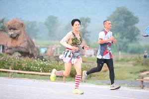 BIB: 212, 2205
                            <button type="button" onclick="openModal(6348574)" class="btn btn-primary btn-sm float-right btn-popup" data-toggle="modal" data-target=".modal-high-quality">
                        <i class="fas fa-shopping-cart"></i> Add to Cart
                    </button>
                                            <button type="button" onclick="isThisMe(6348574, true)" class="btn btn-success btn-sm float-right btn-popup btn-isme hidden" data-toggle="tooltip" data-placement="bottom" title="นี่คือรูปของคุณใช่ไหม คลิกที่นี่เพื่อเอาเข้าอัลบั้ม">
                        <i class="fas fa-plus"></i> Add to album
                    </button>
                    <button type="button" onclick="isThisMe(6348574, false)" class="btn btn-warning btn-sm float-right btn-popup btn-isnotme hidden">
                        <i class="fas fa-ban"></i> Remove from album
                    </button>