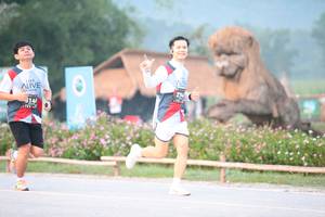 BIB: 274, 3144
                            <button type="button" onclick="openModal(6353135)" class="btn btn-primary btn-sm float-right btn-popup" data-toggle="modal" data-target=".modal-high-quality">
                        <i class="fas fa-shopping-cart"></i> Add to Cart
                    </button>
                                            <button type="button" onclick="isThisMe(6353135, true)" class="btn btn-success btn-sm float-right btn-popup btn-isme hidden" data-toggle="tooltip" data-placement="bottom" title="นี่คือรูปของคุณใช่ไหม คลิกที่นี่เพื่อเอาเข้าอัลบั้ม">
                        <i class="fas fa-plus"></i> Add to album
                    </button>
                    <button type="button" onclick="isThisMe(6353135, false)" class="btn btn-warning btn-sm float-right btn-popup btn-isnotme hidden">
                        <i class="fas fa-ban"></i> Remove from album
                    </button>