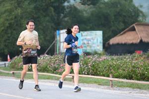 BIB: 202, 2002
                            <button type="button" onclick="openModal(6360012)" class="btn btn-primary btn-sm float-right btn-popup" data-toggle="modal" data-target=".modal-high-quality">
                        <i class="fas fa-shopping-cart"></i> Add to Cart
                    </button>
                                            <button type="button" onclick="isThisMe(6360012, true)" class="btn btn-success btn-sm float-right btn-popup btn-isme hidden" data-toggle="tooltip" data-placement="bottom" title="นี่คือรูปของคุณใช่ไหม คลิกที่นี่เพื่อเอาเข้าอัลบั้ม">
                        <i class="fas fa-plus"></i> Add to album
                    </button>
                    <button type="button" onclick="isThisMe(6360012, false)" class="btn btn-warning btn-sm float-right btn-popup btn-isnotme hidden">
                        <i class="fas fa-ban"></i> Remove from album
                    </button>