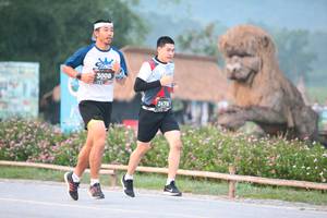 BIB: 3008, 2478
                            <button type="button" onclick="openModal(6350123)" class="btn btn-primary btn-sm float-right btn-popup" data-toggle="modal" data-target=".modal-high-quality">
                        <i class="fas fa-shopping-cart"></i> Add to Cart
                    </button>
                                            <button type="button" onclick="isThisMe(6350123, true)" class="btn btn-success btn-sm float-right btn-popup btn-isme hidden" data-toggle="tooltip" data-placement="bottom" title="นี่คือรูปของคุณใช่ไหม คลิกที่นี่เพื่อเอาเข้าอัลบั้ม">
                        <i class="fas fa-plus"></i> Add to album
                    </button>
                    <button type="button" onclick="isThisMe(6350123, false)" class="btn btn-warning btn-sm float-right btn-popup btn-isnotme hidden">
                        <i class="fas fa-ban"></i> Remove from album
                    </button>