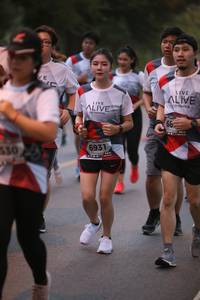 BIB: 6931, 530
                            <button type="button" onclick="openModal(6365471)" class="btn btn-primary btn-sm float-right btn-popup" data-toggle="modal" data-target=".modal-high-quality">
                        <i class="fas fa-shopping-cart"></i> Add to Cart
                    </button>
                                            <button type="button" onclick="isThisMe(6365471, true)" class="btn btn-success btn-sm float-right btn-popup btn-isme hidden" data-toggle="tooltip" data-placement="bottom" title="นี่คือรูปของคุณใช่ไหม คลิกที่นี่เพื่อเอาเข้าอัลบั้ม">
                        <i class="fas fa-plus"></i> Add to album
                    </button>
                    <button type="button" onclick="isThisMe(6365471, false)" class="btn btn-warning btn-sm float-right btn-popup btn-isnotme hidden">
                        <i class="fas fa-ban"></i> Remove from album
                    </button>