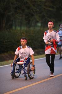 BIB: 3129, 7187
                            <button type="button" onclick="openModal(6365517)" class="btn btn-primary btn-sm float-right btn-popup" data-toggle="modal" data-target=".modal-high-quality">
                        <i class="fas fa-shopping-cart"></i> Add to Cart
                    </button>
                                            <button type="button" onclick="isThisMe(6365517, true)" class="btn btn-success btn-sm float-right btn-popup btn-isme hidden" data-toggle="tooltip" data-placement="bottom" title="นี่คือรูปของคุณใช่ไหม คลิกที่นี่เพื่อเอาเข้าอัลบั้ม">
                        <i class="fas fa-plus"></i> Add to album
                    </button>
                    <button type="button" onclick="isThisMe(6365517, false)" class="btn btn-warning btn-sm float-right btn-popup btn-isnotme hidden">
                        <i class="fas fa-ban"></i> Remove from album
                    </button>