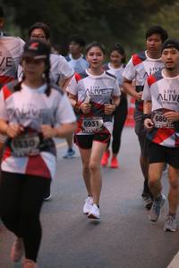 BIB: 680, 6931, 6530
                            <button type="button" onclick="openModal(6365470)" class="btn btn-primary btn-sm float-right btn-popup" data-toggle="modal" data-target=".modal-high-quality">
                        <i class="fas fa-shopping-cart"></i> Add to Cart
                    </button>
                                            <button type="button" onclick="isThisMe(6365470, true)" class="btn btn-success btn-sm float-right btn-popup btn-isme hidden" data-toggle="tooltip" data-placement="bottom" title="นี่คือรูปของคุณใช่ไหม คลิกที่นี่เพื่อเอาเข้าอัลบั้ม">
                        <i class="fas fa-plus"></i> Add to album
                    </button>
                    <button type="button" onclick="isThisMe(6365470, false)" class="btn btn-warning btn-sm float-right btn-popup btn-isnotme hidden">
                        <i class="fas fa-ban"></i> Remove from album
                    </button>