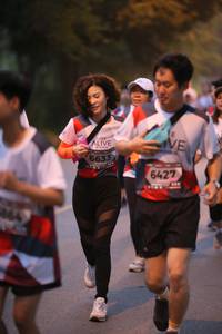 BIB: 6633, 6427, 464
                            <button type="button" onclick="openModal(6365363)" class="btn btn-primary btn-sm float-right btn-popup" data-toggle="modal" data-target=".modal-high-quality">
                        <i class="fas fa-shopping-cart"></i> Add to Cart
                    </button>
                                            <button type="button" onclick="isThisMe(6365363, true)" class="btn btn-success btn-sm float-right btn-popup btn-isme hidden" data-toggle="tooltip" data-placement="bottom" title="นี่คือรูปของคุณใช่ไหม คลิกที่นี่เพื่อเอาเข้าอัลบั้ม">
                        <i class="fas fa-plus"></i> Add to album
                    </button>
                    <button type="button" onclick="isThisMe(6365363, false)" class="btn btn-warning btn-sm float-right btn-popup btn-isnotme hidden">
                        <i class="fas fa-ban"></i> Remove from album
                    </button>