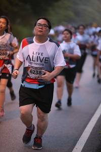 BIB: 280, 6238
                            <button type="button" onclick="openModal(6365437)" class="btn btn-primary btn-sm float-right btn-popup" data-toggle="modal" data-target=".modal-high-quality">
                        <i class="fas fa-shopping-cart"></i> Add to Cart
                    </button>
                                            <button type="button" onclick="isThisMe(6365437, true)" class="btn btn-success btn-sm float-right btn-popup btn-isme hidden" data-toggle="tooltip" data-placement="bottom" title="นี่คือรูปของคุณใช่ไหม คลิกที่นี่เพื่อเอาเข้าอัลบั้ม">
                        <i class="fas fa-plus"></i> Add to album
                    </button>
                    <button type="button" onclick="isThisMe(6365437, false)" class="btn btn-warning btn-sm float-right btn-popup btn-isnotme hidden">
                        <i class="fas fa-ban"></i> Remove from album
                    </button>