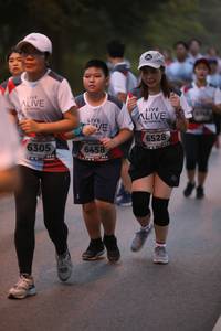 BIB: 6528, 6305, 6458
                            <button type="button" onclick="openModal(6365391)" class="btn btn-primary btn-sm float-right btn-popup" data-toggle="modal" data-target=".modal-high-quality">
                        <i class="fas fa-shopping-cart"></i> Add to Cart
                    </button>
                                            <button type="button" onclick="isThisMe(6365391, true)" class="btn btn-success btn-sm float-right btn-popup btn-isme hidden" data-toggle="tooltip" data-placement="bottom" title="นี่คือรูปของคุณใช่ไหม คลิกที่นี่เพื่อเอาเข้าอัลบั้ม">
                        <i class="fas fa-plus"></i> Add to album
                    </button>
                    <button type="button" onclick="isThisMe(6365391, false)" class="btn btn-warning btn-sm float-right btn-popup btn-isnotme hidden">
                        <i class="fas fa-ban"></i> Remove from album
                    </button>