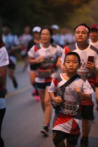 BIB: 6355
                            <button type="button" onclick="openModal(6365198)" class="btn btn-primary btn-sm float-right btn-popup" data-toggle="modal" data-target=".modal-high-quality">
                        <i class="fas fa-shopping-cart"></i> Add to Cart
                    </button>
                                            <button type="button" onclick="isThisMe(6365198, true)" class="btn btn-success btn-sm float-right btn-popup btn-isme hidden" data-toggle="tooltip" data-placement="bottom" title="นี่คือรูปของคุณใช่ไหม คลิกที่นี่เพื่อเอาเข้าอัลบั้ม">
                        <i class="fas fa-plus"></i> Add to album
                    </button>
                    <button type="button" onclick="isThisMe(6365198, false)" class="btn btn-warning btn-sm float-right btn-popup btn-isnotme hidden">
                        <i class="fas fa-ban"></i> Remove from album
                    </button>