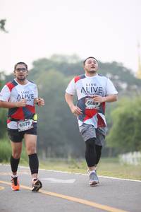 BIB: 6889, 6877
                            <button type="button" onclick="openModal(6352038)" class="btn btn-primary btn-sm float-right btn-popup" data-toggle="modal" data-target=".modal-high-quality">
                        <i class="fas fa-shopping-cart"></i> Add to Cart
                    </button>
                                            <button type="button" onclick="isThisMe(6352038, true)" class="btn btn-success btn-sm float-right btn-popup btn-isme hidden" data-toggle="tooltip" data-placement="bottom" title="นี่คือรูปของคุณใช่ไหม คลิกที่นี่เพื่อเอาเข้าอัลบั้ม">
                        <i class="fas fa-plus"></i> Add to album
                    </button>
                    <button type="button" onclick="isThisMe(6352038, false)" class="btn btn-warning btn-sm float-right btn-popup btn-isnotme hidden">
                        <i class="fas fa-ban"></i> Remove from album
                    </button>