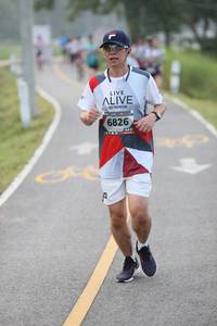 BIB: 6826
                            <button type="button" onclick="openModal(6351493)" class="btn btn-primary btn-sm float-right btn-popup" data-toggle="modal" data-target=".modal-high-quality">
                        <i class="fas fa-shopping-cart"></i> Add to Cart
                    </button>
                                            <button type="button" onclick="isThisMe(6351493, true)" class="btn btn-success btn-sm float-right btn-popup btn-isme hidden" data-toggle="tooltip" data-placement="bottom" title="นี่คือรูปของคุณใช่ไหม คลิกที่นี่เพื่อเอาเข้าอัลบั้ม">
                        <i class="fas fa-plus"></i> Add to album
                    </button>
                    <button type="button" onclick="isThisMe(6351493, false)" class="btn btn-warning btn-sm float-right btn-popup btn-isnotme hidden">
                        <i class="fas fa-ban"></i> Remove from album
                    </button>